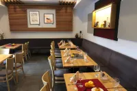 WeinMotel Simon 1 a Hotels in Rodenbach