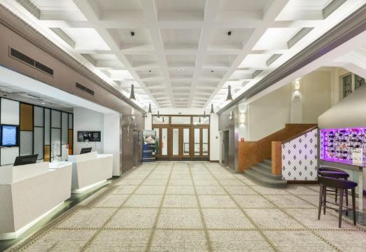 머큐어 호텔 객실 전경