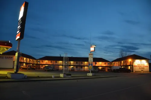 Blue Bell Inn Hotels in Fort Nelson