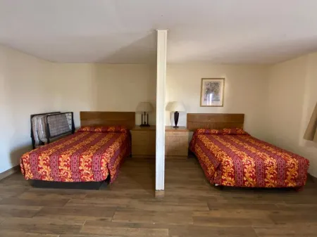 Relax Inn-Plaquemine Отели в г. Аддис