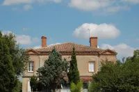 Chateau de Faudade Hotels in Leguevin