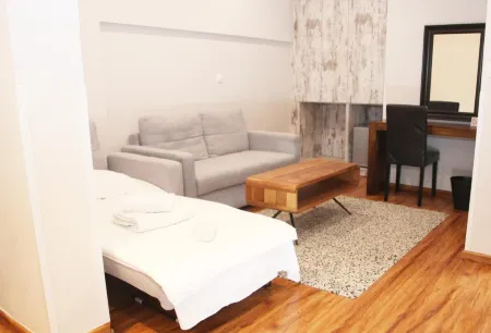 Apollon Filoxenia Отели в г. Коринф