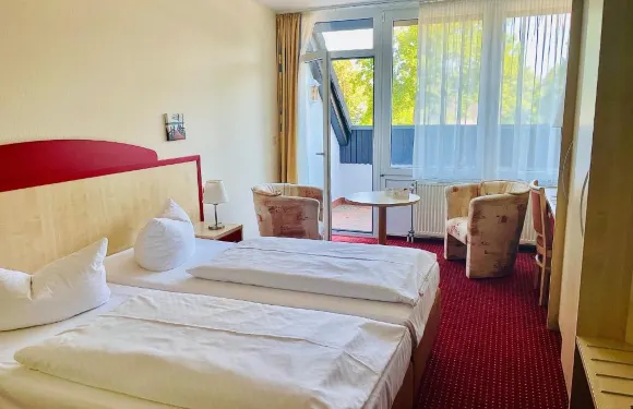 阿姆梅倫塞莫拉達酒店