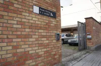 Escale Hotel - parking