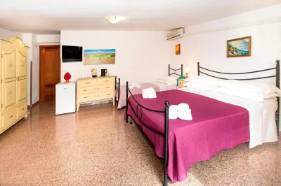 Hotel Fernanda Hôtels à : Letoianni