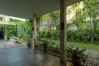 Hotel Blambangan Hotel dekat MASJID PATOMAN BARAT