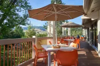 Ashland Hills Hotel & Suites - breakfast