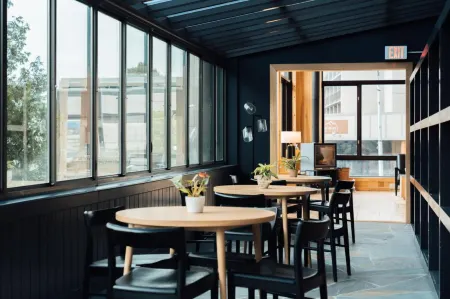 Bluebird Lake Placid Отели рядом с достопримечательностью «Гора Уайтфас»