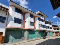 D'Cardenas Hotel Hôtels à : 