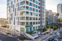 @ Marbella Lane - Sleek Corner Ocean View