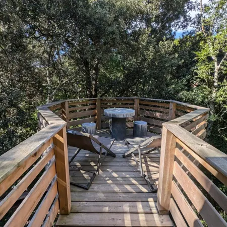 Les Cabanes Dans les Bois Logis Hôtel