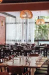 Eden Inn - Desayuno