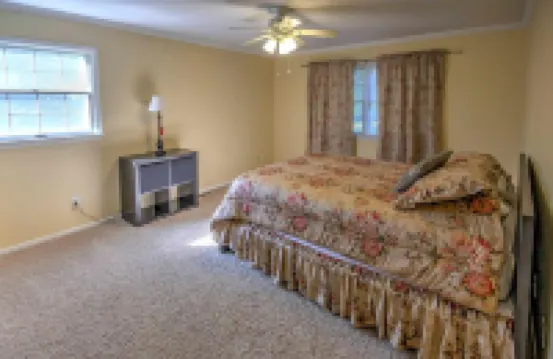 Private Plymouth Hideaway - 13 Miles to Ann Arbor!