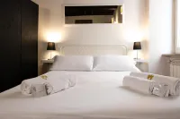 Magenta Collection Crociferi 2 Hotels near Via dei Crociferi
