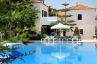 Nissia Traditional Residences Spetses - Pools