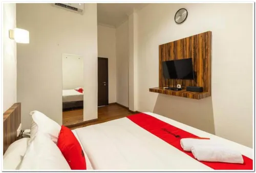 RedDoorz Near RS Royal Prima Medan 2 Medan Petisah 호텔