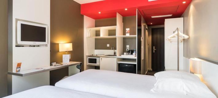 B&B HOME Lyon Centre Berthelot Hotels in Lyon