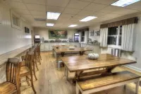 Lodge at Five Oaks Pigeon Forge - Sevierville - 3-Star