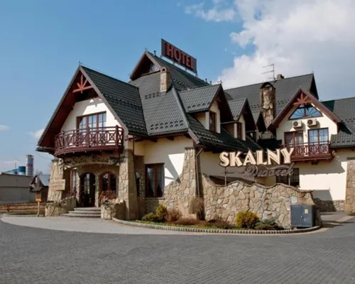 Skalny Dworek Hotels in Nowy Targ County