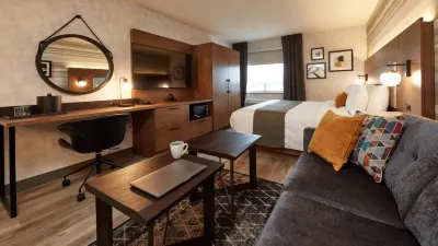 Stay Inn Hotel Toronto Các khách sạn gần Toronto Go Transit Station
