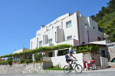 Hotel La Gioiosa Hotel in zona Finalborgo