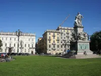 هوتل سرينيللا Hotels near بورغو دورا