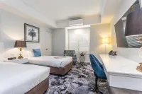 Hotel Kingsley Hotels near Hamilton