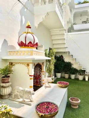 Jagat Niwas Palace Hotels in Udaipur