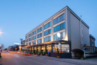 La Flora House Hotel Hotels near Bekirpaşa Futbol Akademisi