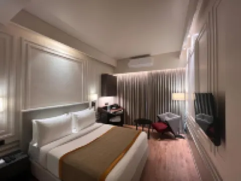Hotel Poonja International