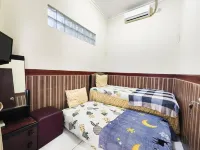 Homey Guesthouse Near SBY Zoo Syariah Wonokromo 호텔