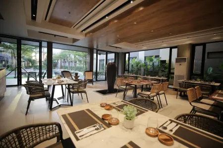 The Maximilian Hotel