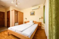 Ametiszt Hotel Harkány Hotels in Harkány