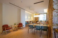 Port Plaza Apartments