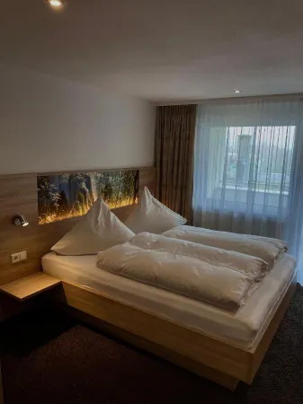 Gasthof Lamm Отели в г. Мюнзинген