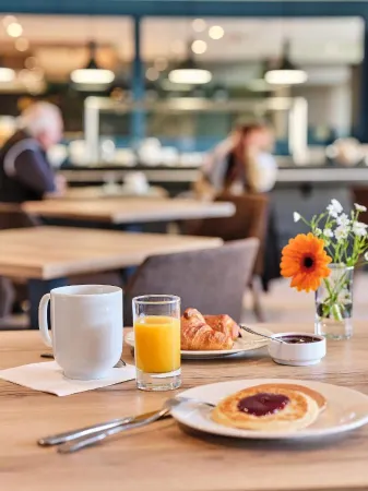 Logis Hôtel Restaurant Aloe Отели рядом с достопримечательностью «Camping Capfun Bretèche»