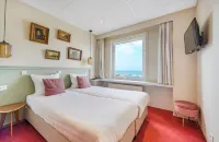 シュトラントホテル スヘフェニンゲン のホテル