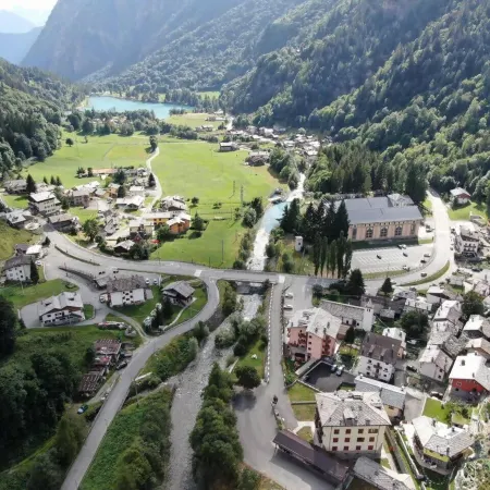 Cervinia House - Alpine Apartments & Chalet