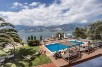 Hotel Capri - Swimmingpools