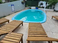 GH Ingleses Hotels near Santinho