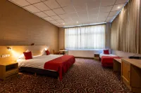 Hotel INGREDI - Bintang 3