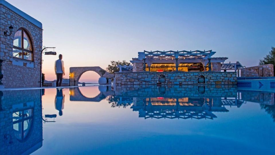 Contaratos Beach Hotel