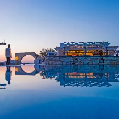 Contaratos Beach Hotel Hotels near Paralía Molos