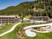 Hotel Alpenroyal - the Leading Hotels of the World Hotels in Selva