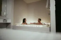 Boulevard Waters - Romantic