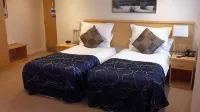 Springfields Hotels near Giggles Playground