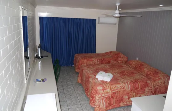 艾木公園汽車旅館