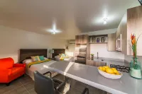 TuribanaPlaza Hotels in Noord
