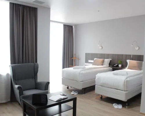 Smart Hotel Bishkek Zimmer Photos