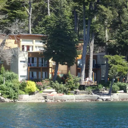 Refugio del Lago